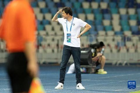 男人裸体写真集露大乌